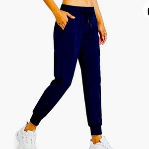 LIBIN Light weight joggers.